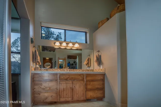 $975,000 | 18250 Backwoods Trail, Kirkland, AZ 86332