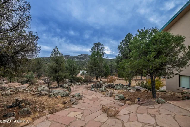 $975,000 | 18250 Backwoods Trail, Kirkland, AZ 86332