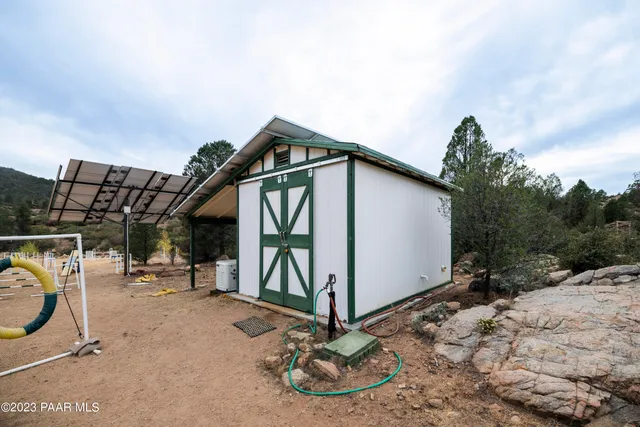 $975,000 | 18250 Backwoods Trail, Kirkland, AZ 86332