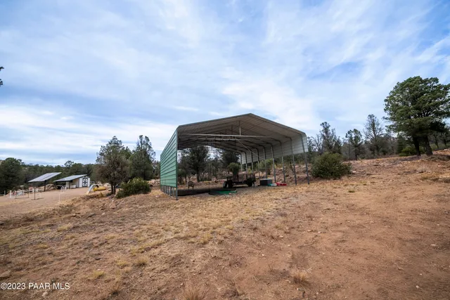 $975,000 | 18250 Backwoods Trail, Kirkland, AZ 86332