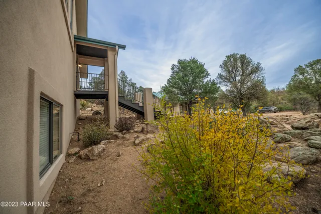 $975,000 | 18250 Backwoods Trail, Kirkland, AZ 86332