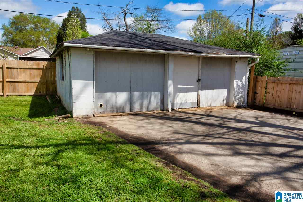 106 Dexter Avenue Bessemer, AL 35023 - Photo 33 of 34