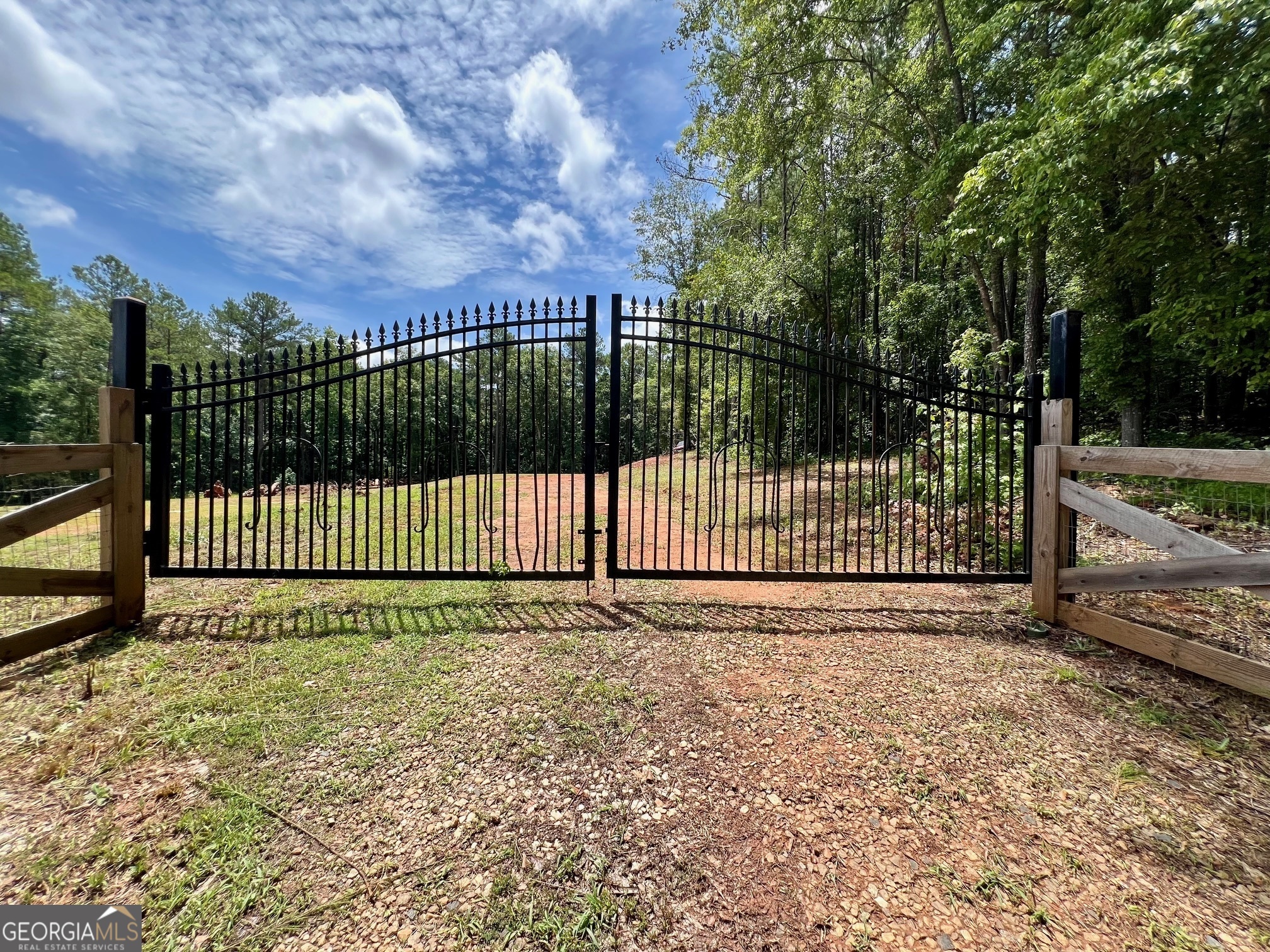 0 Estes Mansfield, GA 30055 - Photo 1 of 1 a view of a gate with a street view