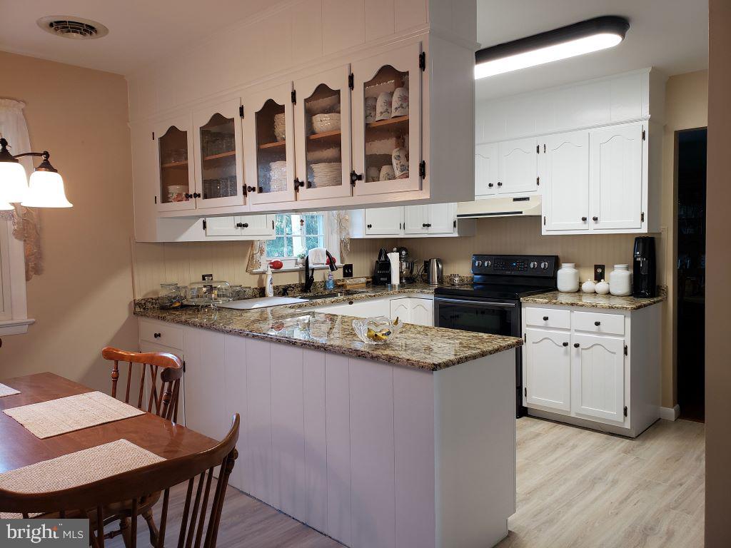 453 Clearview Road Hanover, PA 17331 - Photo 12 of 41 Gallery Image 12