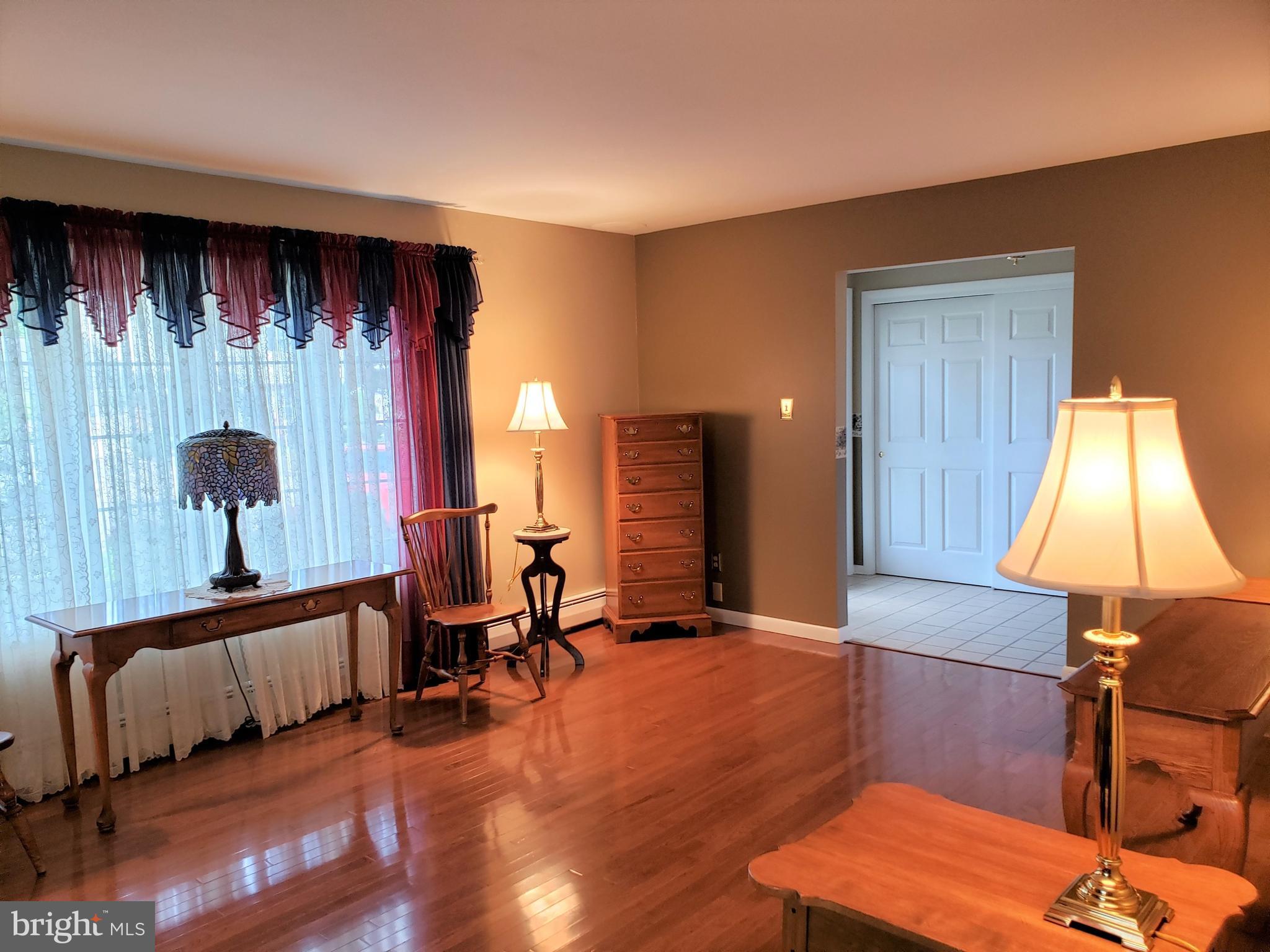 453 Clearview Road Hanover, PA 17331 - Photo 4 of 41 Gallery Image 4