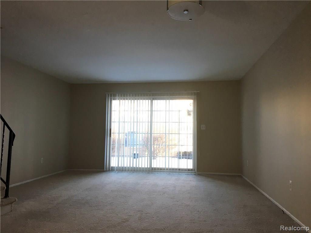 32272 West 12 Mile Road, Unit 29 Farmington, MI 48334 - Photo 4 of 13