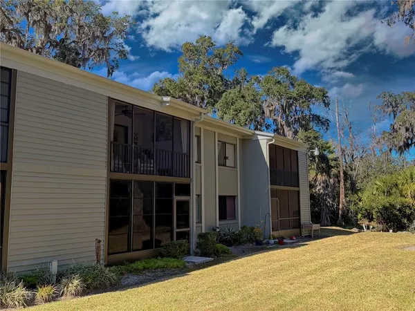 $159,900 | 306 Palm Coast Parkway Northeast, Unit 203, Palm Coast, FL 32137