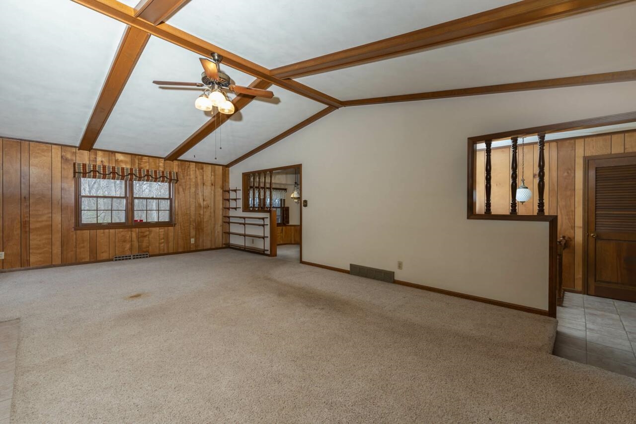 9435 Forest Preserve Road Rockton, IL 61072 - Photo 6 of 30 Gallery Image 6