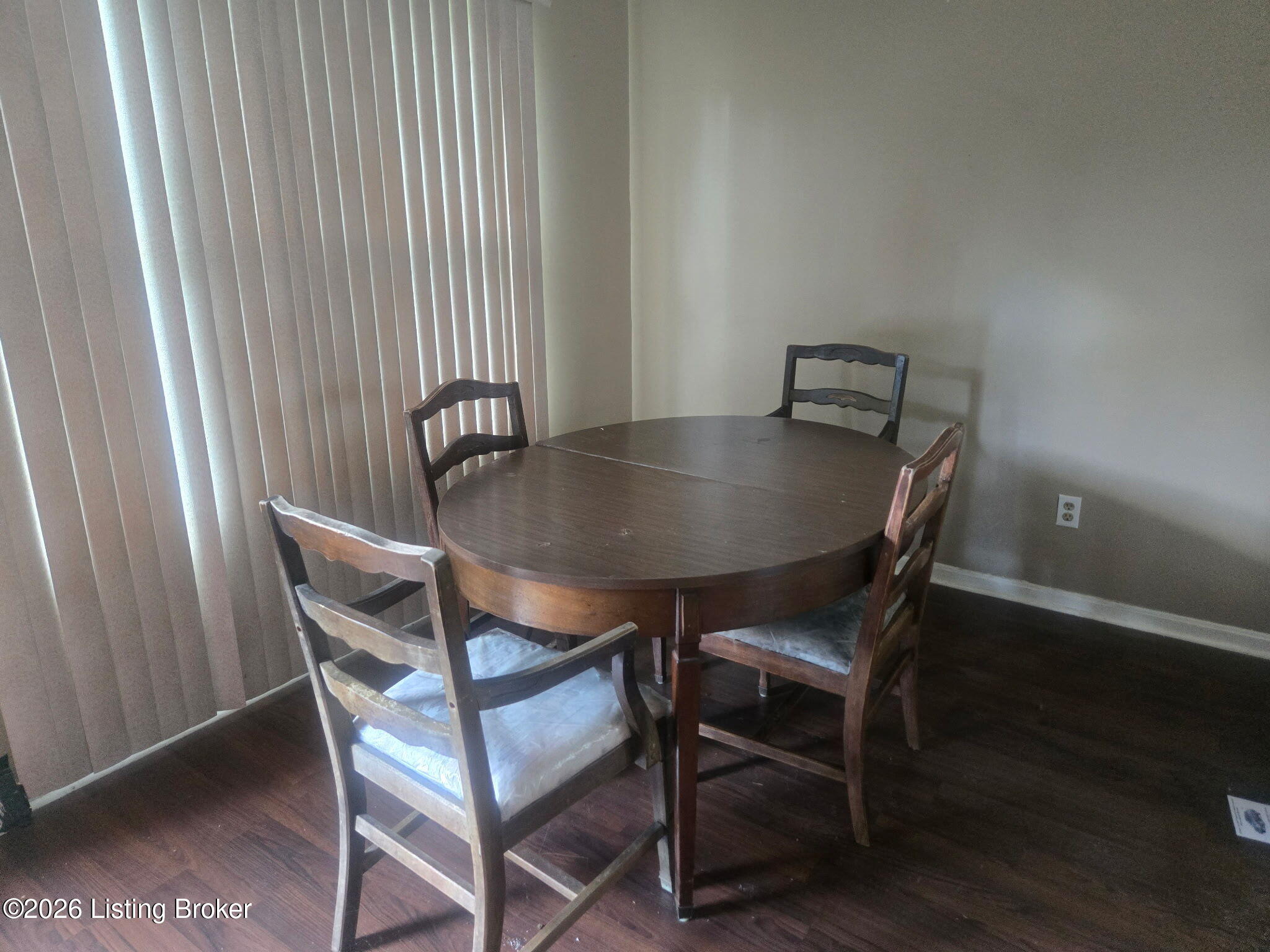 262 Indiana Trail Radcliff, KY 40160 - Photo 5 of 5 1000017197