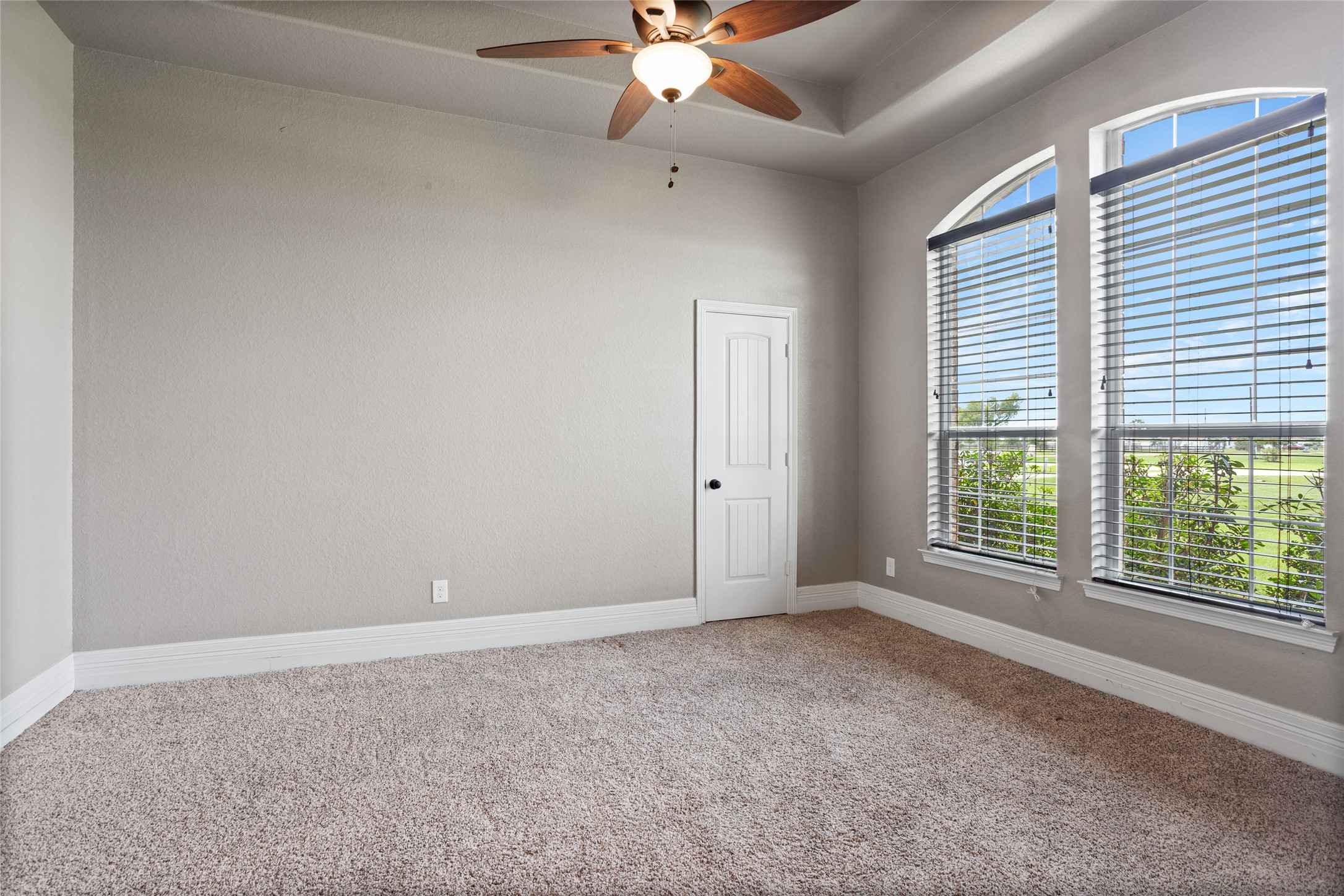 7842 Pebble Hill Lane Rosharon, TX 77583 - Photo 25 of 33 a view of an empty room with a window