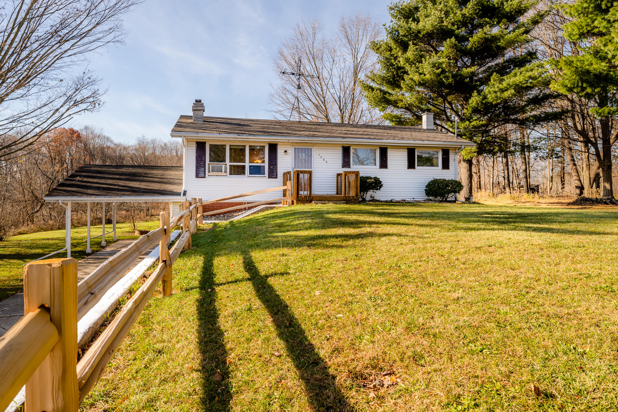 1060 South Park Road Benton Harbor, MI 49022 - Photo 3 of 27 S Park-103