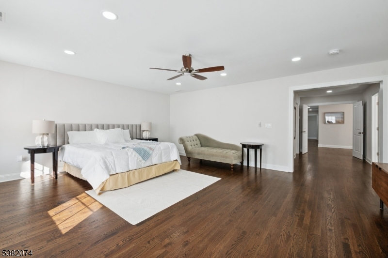 201 Monroe Court Whippany, NJ 07981 - Photo 23 of 36