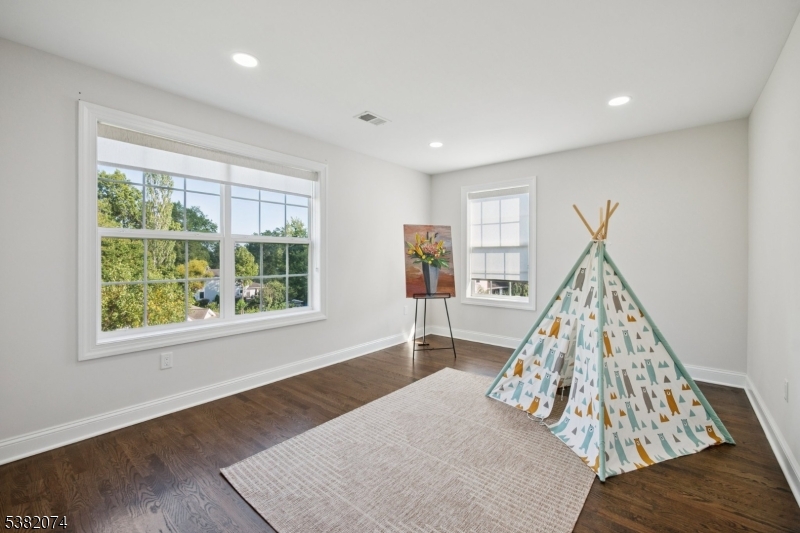 201 Monroe Court Whippany, NJ 07981 - Photo 28 of 36