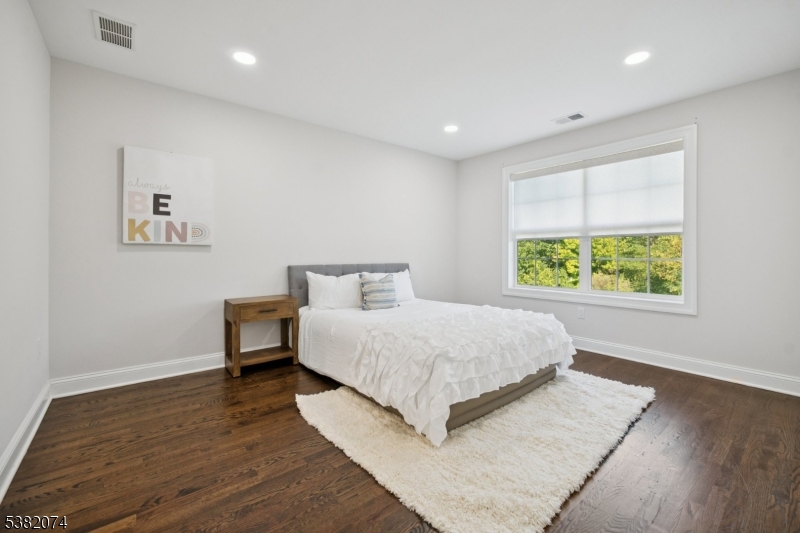 201 Monroe Court Whippany, NJ 07981 - Photo 29 of 36