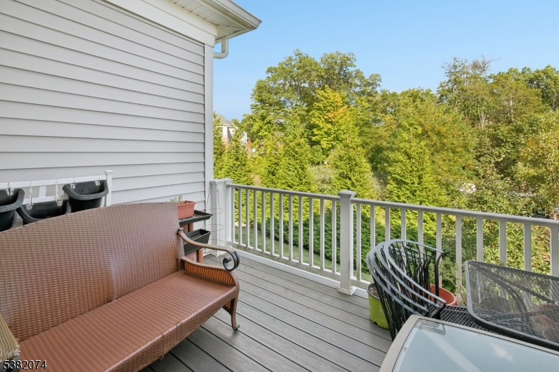 201 Monroe Court Whippany, NJ 07981 - Photo 33 of 36