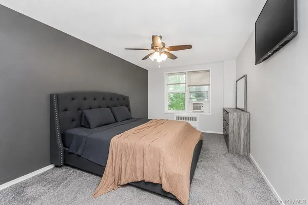 $225,000 | 42 Pine Street, Unit 3M, Yonkers, NY 10701