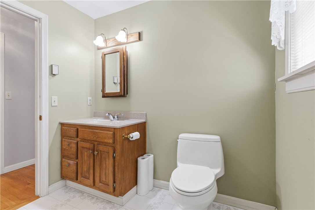 83 Stony Hollow Road Tiverton, RI 02878 - Photo 46 of 48