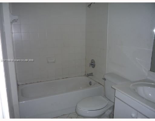 2920 Southeast 13th Road, Unit 10645 Homestead, FL 33035 - Photo 8 of 9 Gallery Image 8