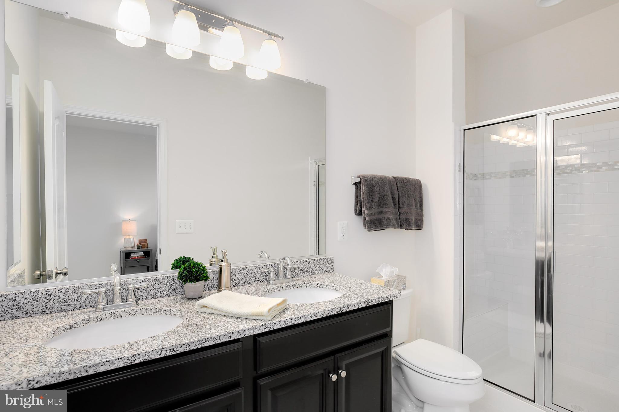 8927 Quarry Road Manassas, VA 20110 - Photo 21 of 30 Bath (Master)