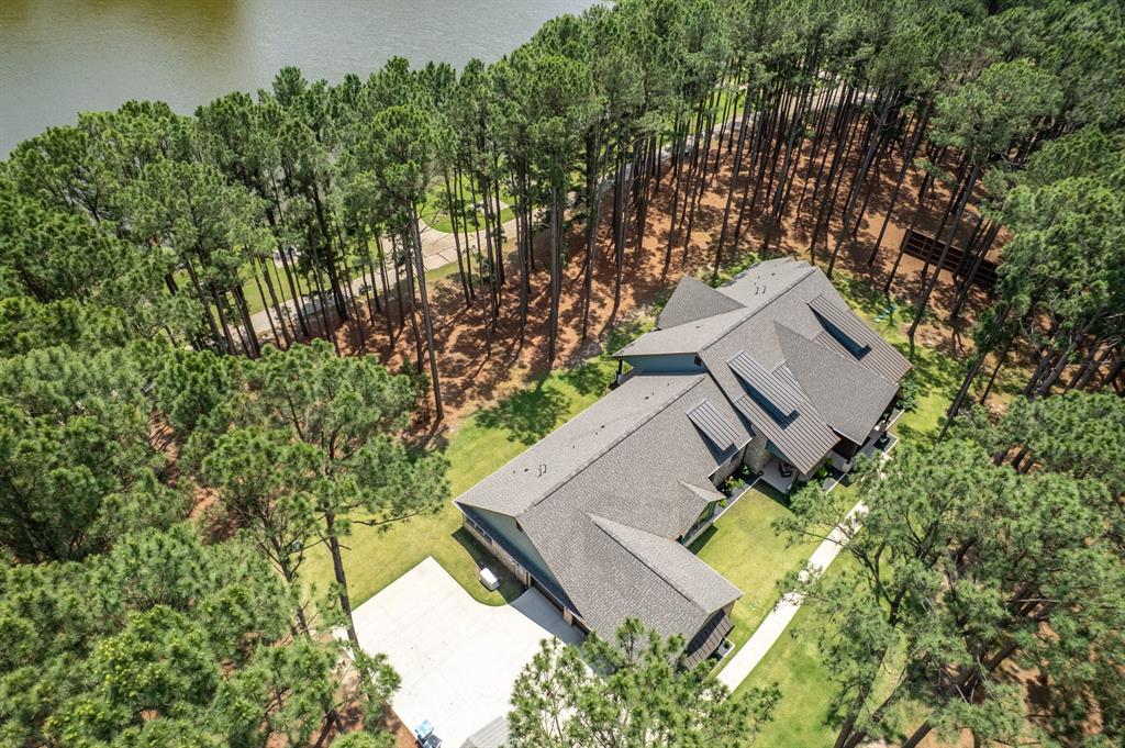 8595 Toler Pointe Larue, TX 75770 - Photo 37 of 40 Great overview of the home and lot.