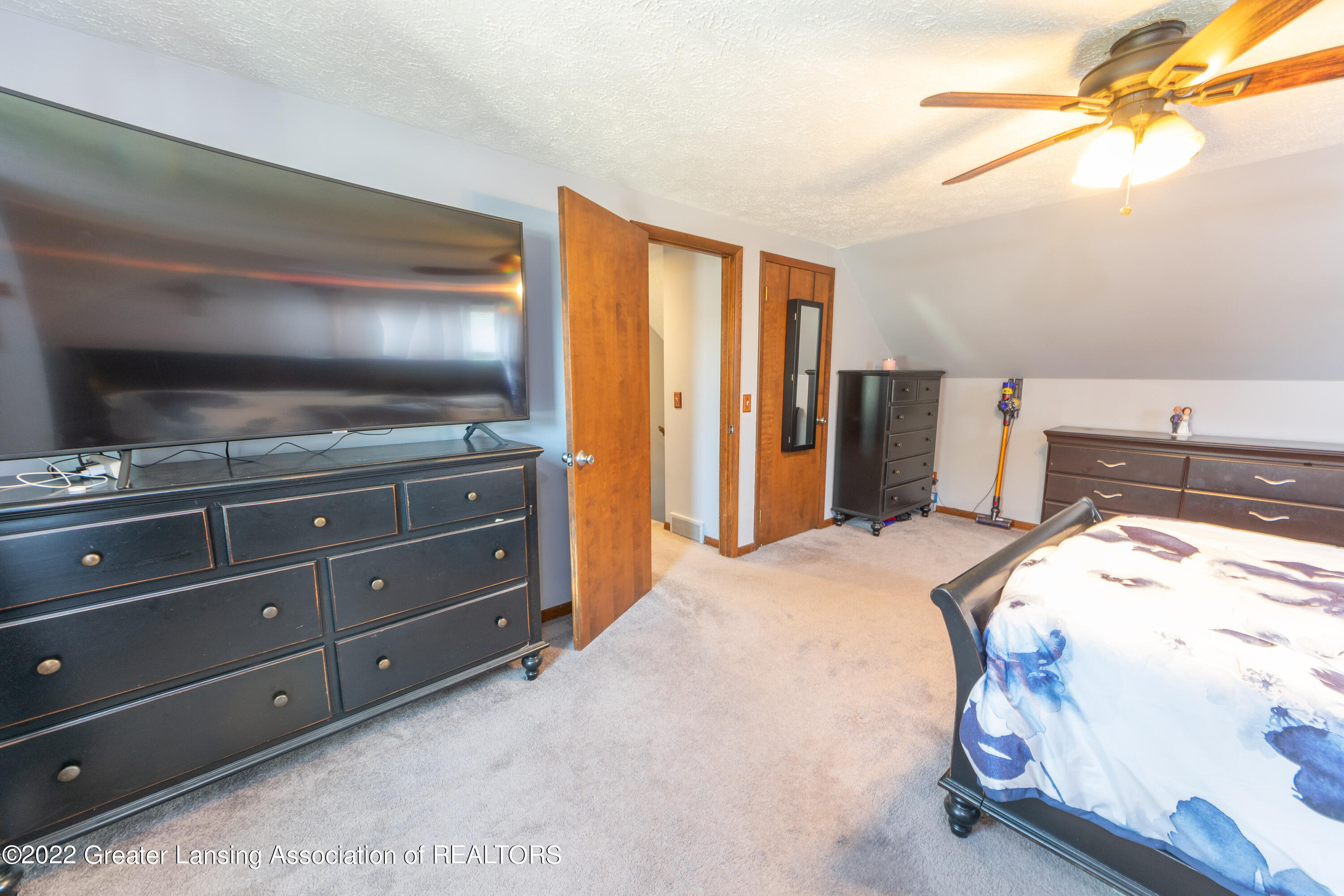 3015 Delta Street Lansing, MI 48906 - Photo 16 of 48 Delta-6