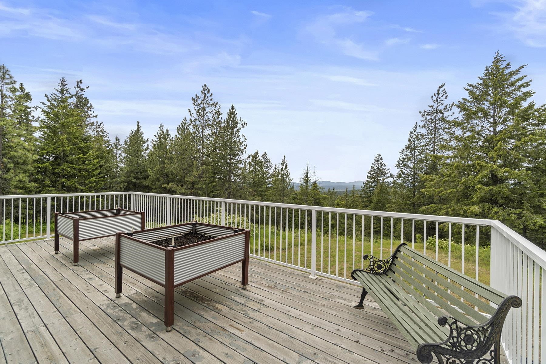 14220 East Tallman Road Chattaroy, WA 99003 - Photo 11 of 36 Gallery Image 11