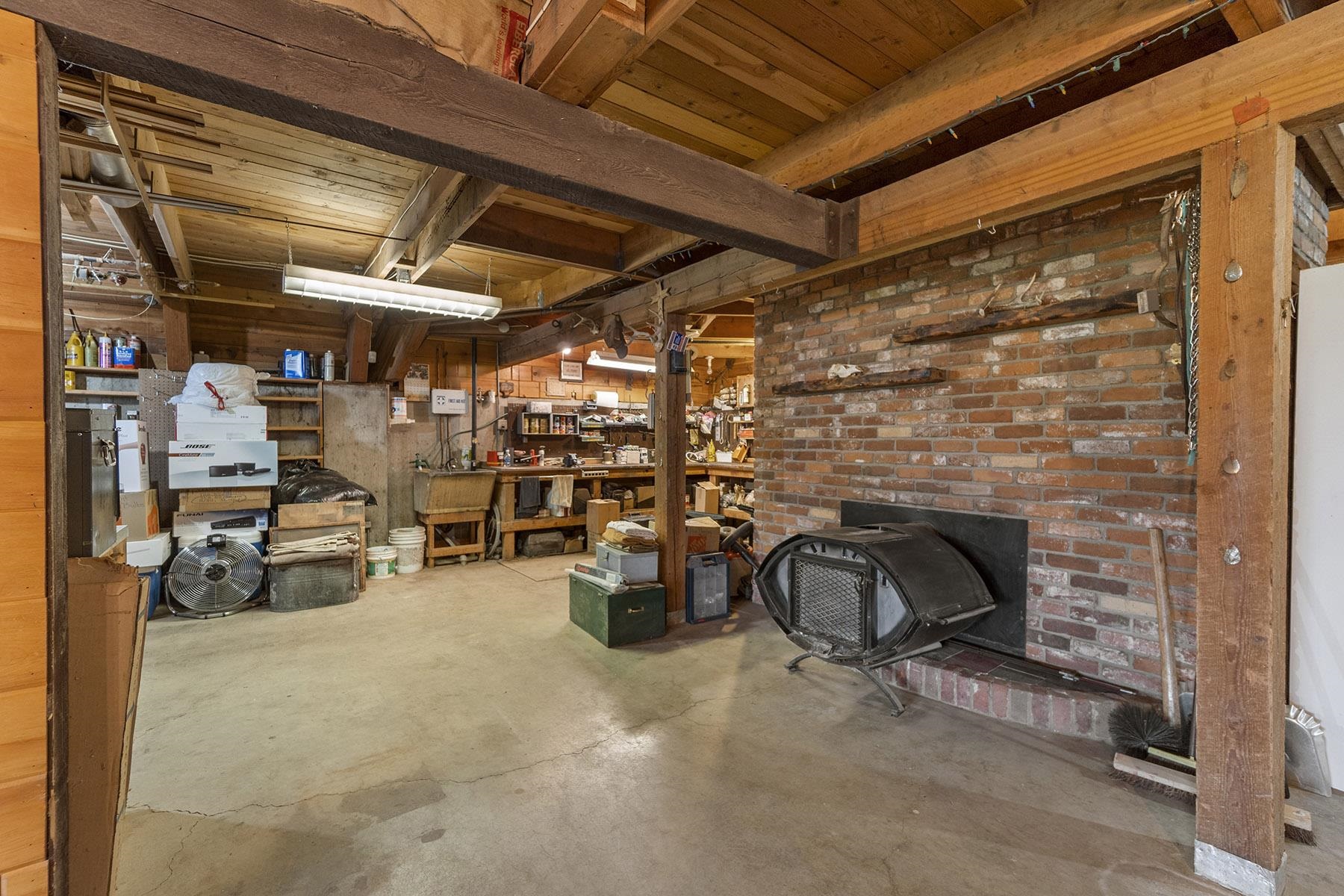 14220 East Tallman Road Chattaroy, WA 99003 - Photo 21 of 36 Gallery Image 21