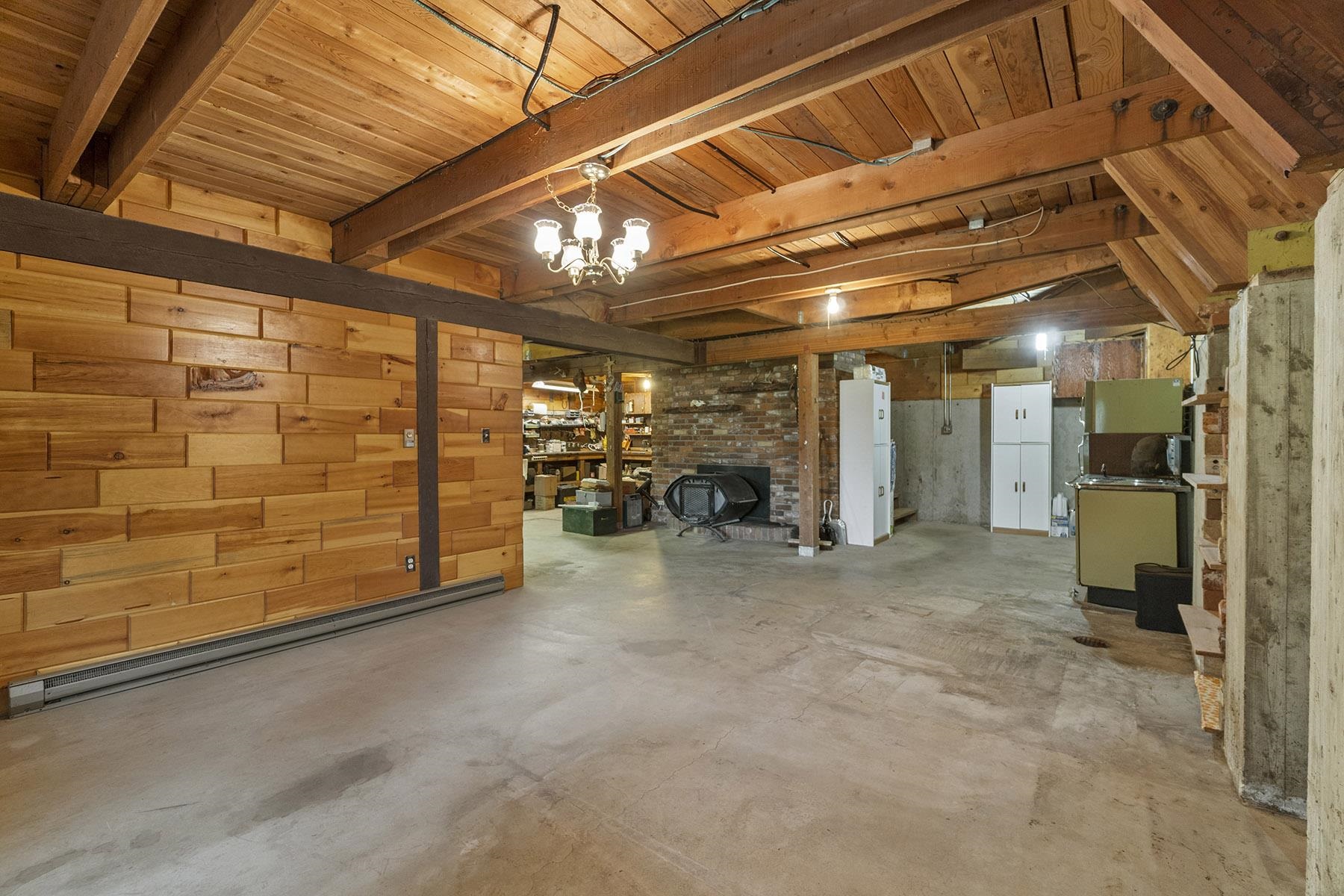 14220 East Tallman Road Chattaroy, WA 99003 - Photo 22 of 36 Gallery Image 22