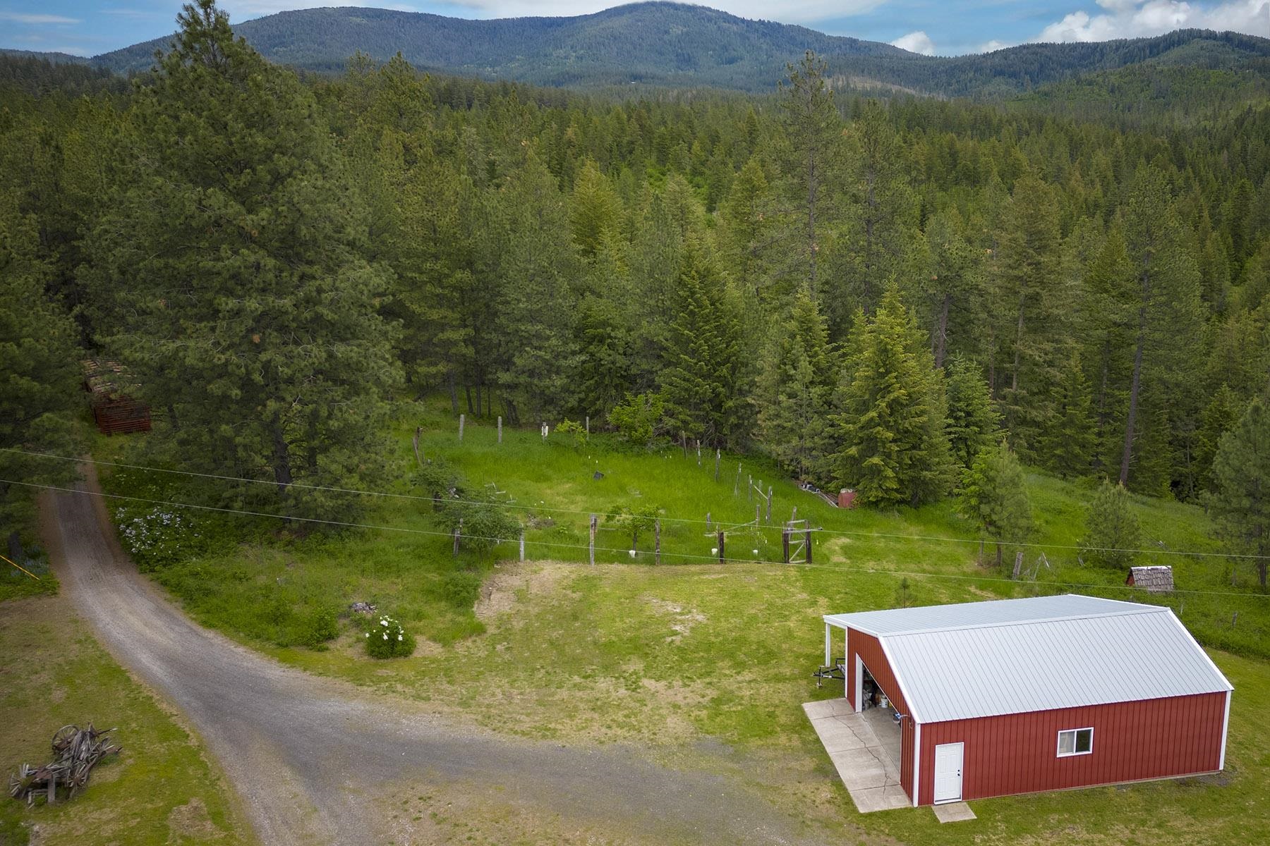 14220 East Tallman Road Chattaroy, WA 99003 - Photo 25 of 36 Gallery Image 25