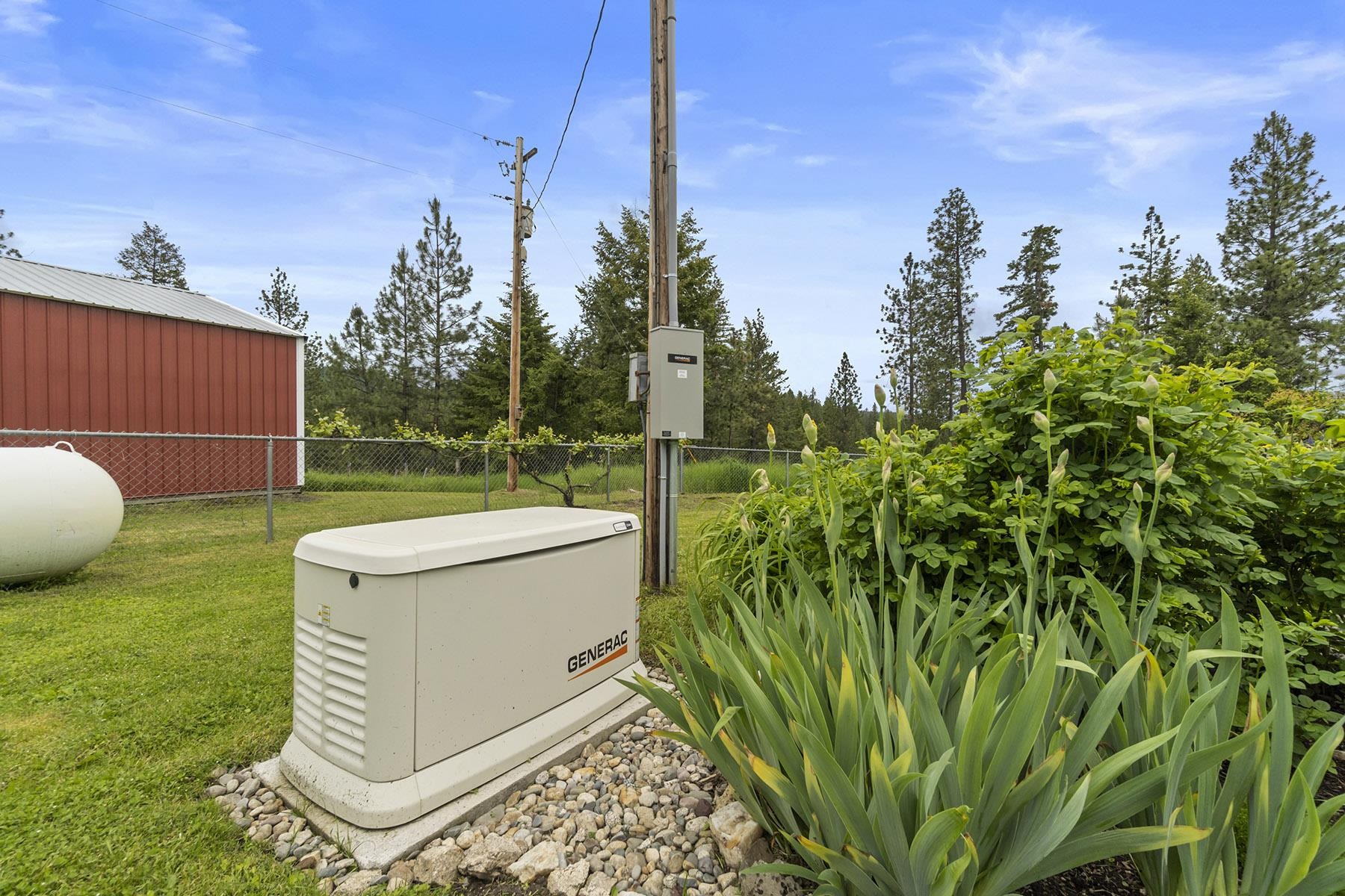 14220 East Tallman Road Chattaroy, WA 99003 - Photo 27 of 36 Gallery Image 27