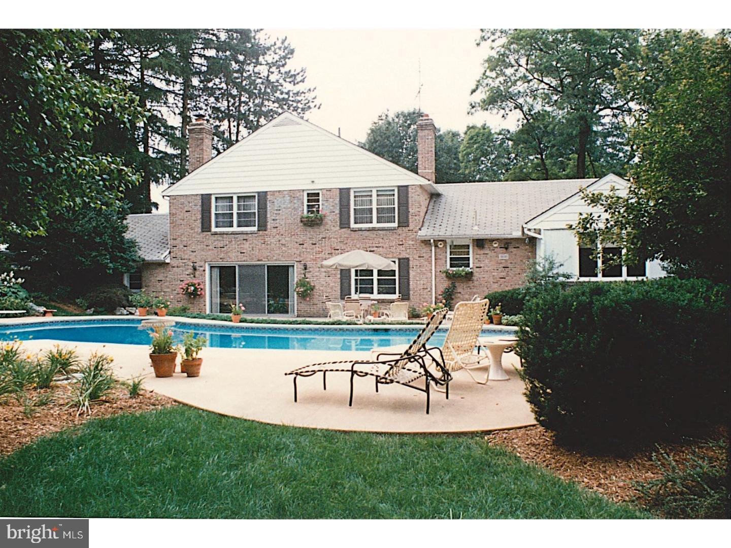 1626 Farr Road Wyomissing, PA 19610 - Photo 3 of 24 Pool