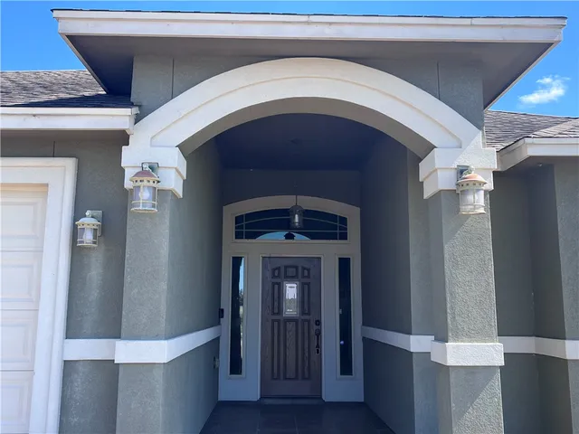 a view of an entryway of a house