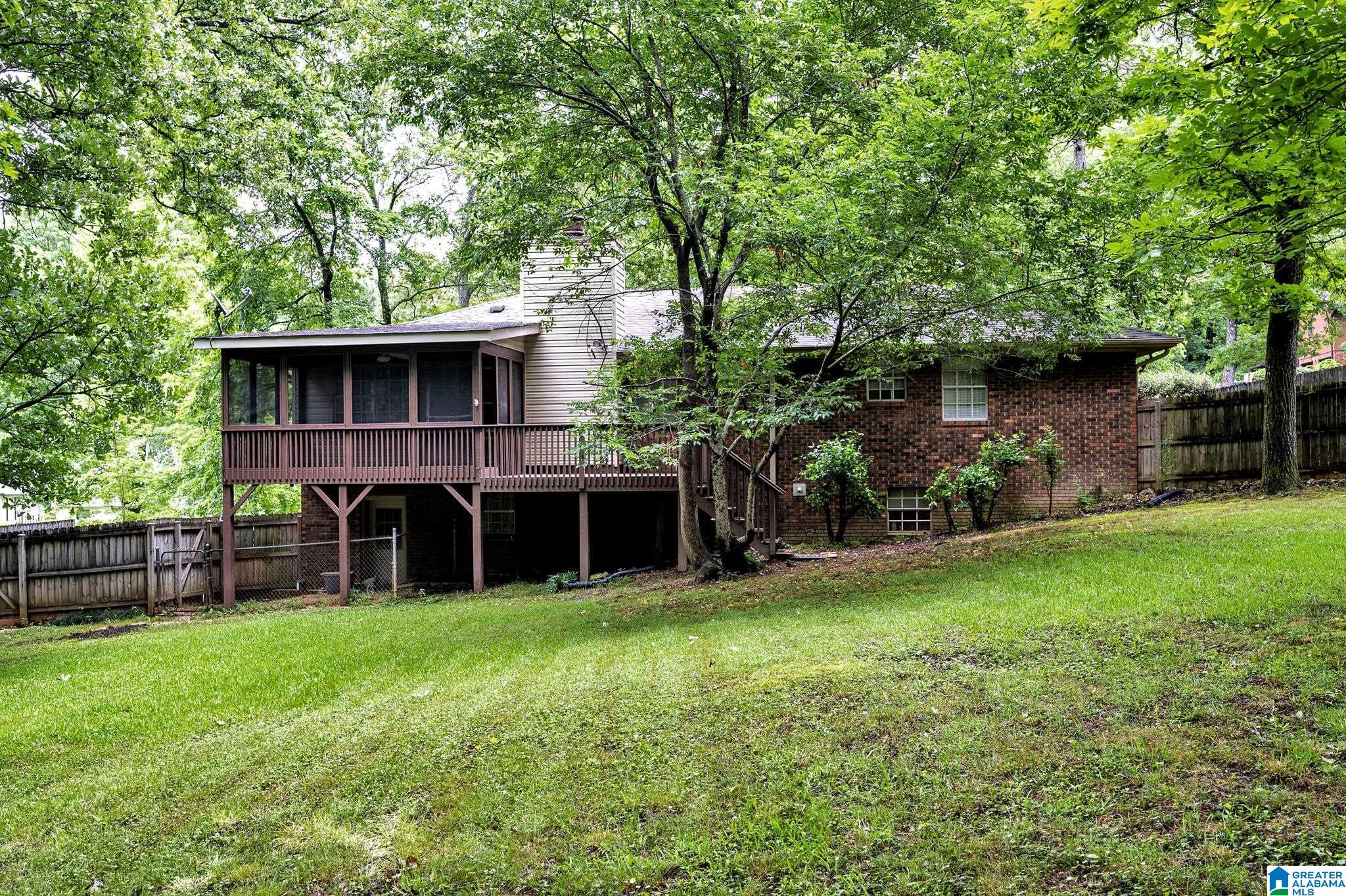 1411 Cross Path Drive Alabaster, AL 35007 - Photo 2 of 30