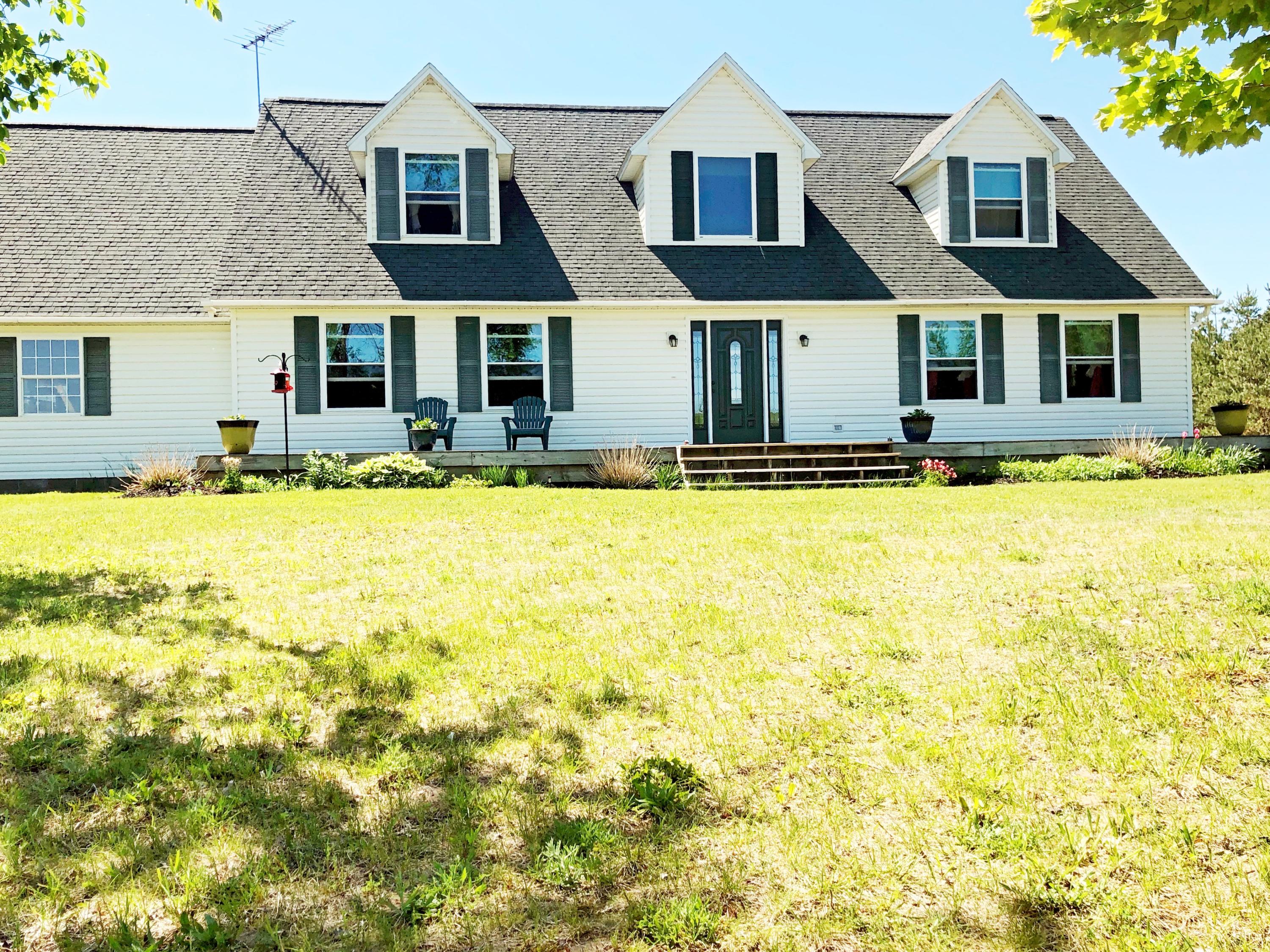 7349 South Extension Road Cheboygan, MI 49721 - Photo 1 of 13 Gallery Image 1