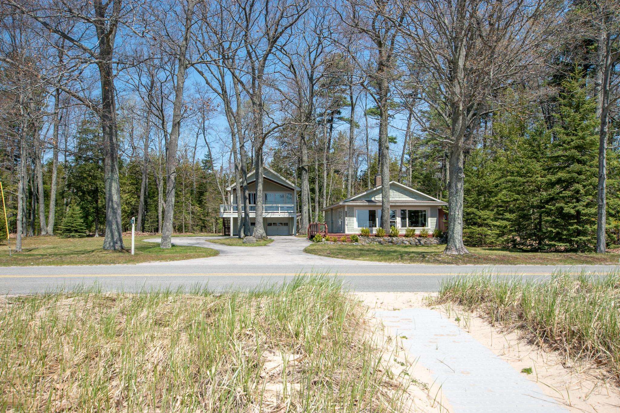 3784 South Lee Point Road Suttons Bay, MI 49682 - Photo 15 of 65