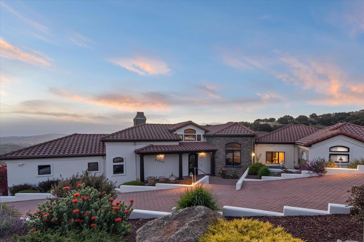 24542 Rimrock Canyon Road Salinas, CA 93908 - Photo 2 of 19