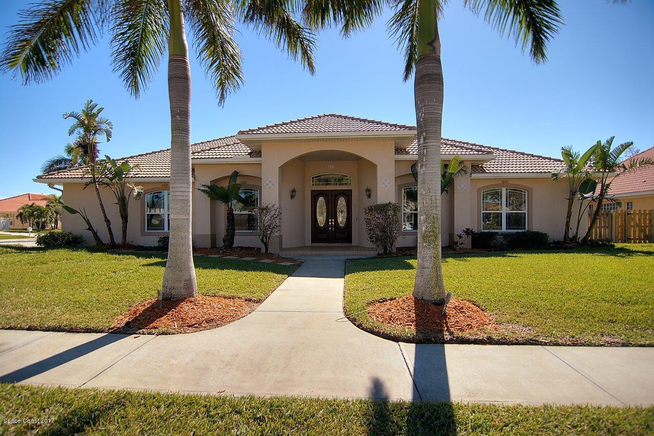 401 Rio Villa Boulevard Melbourne, FL 32903 - Photo 1 of 19 Front