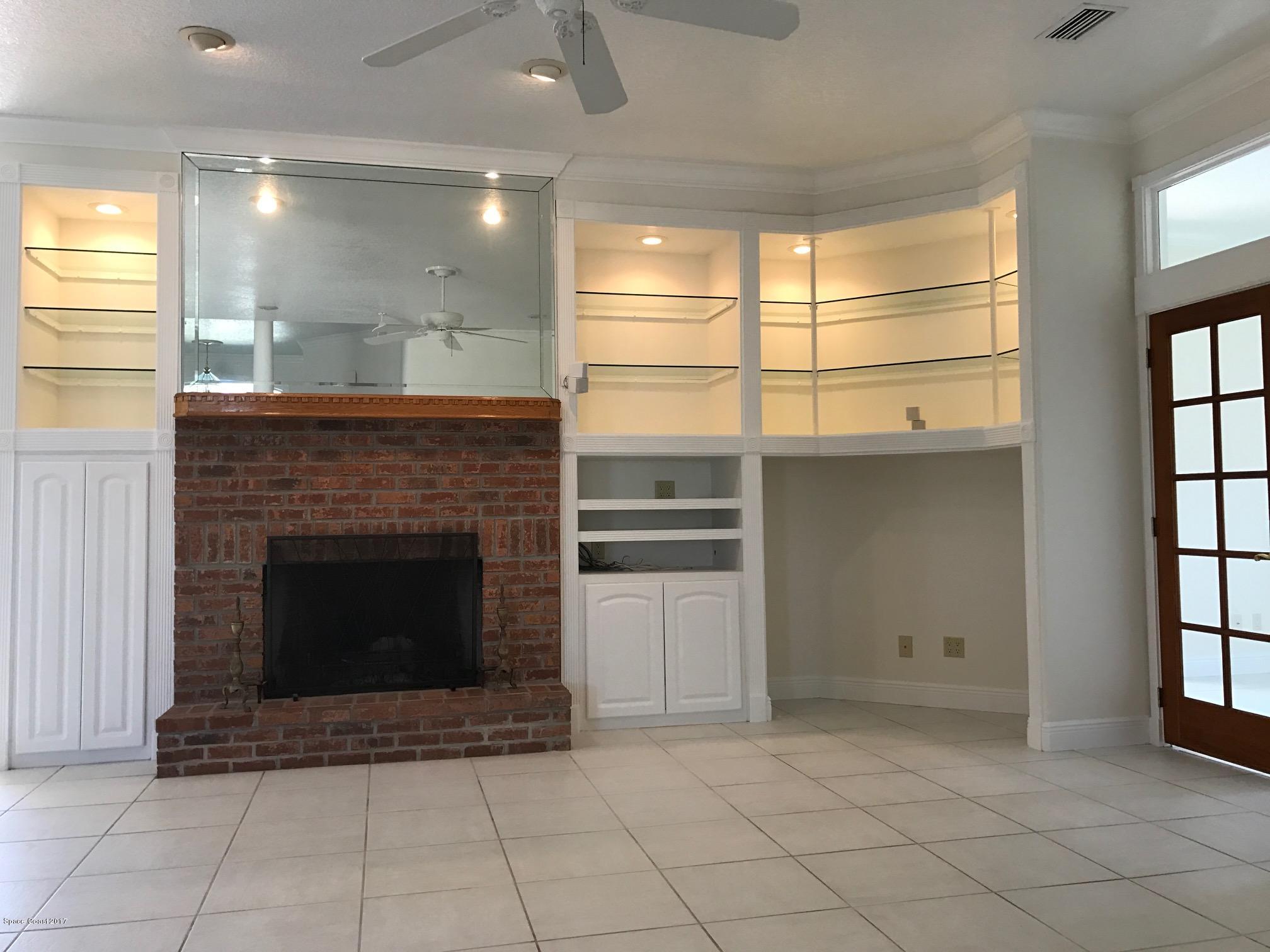 401 Rio Villa Boulevard Melbourne, FL 32903 - Photo 8 of 19 close front fireplace