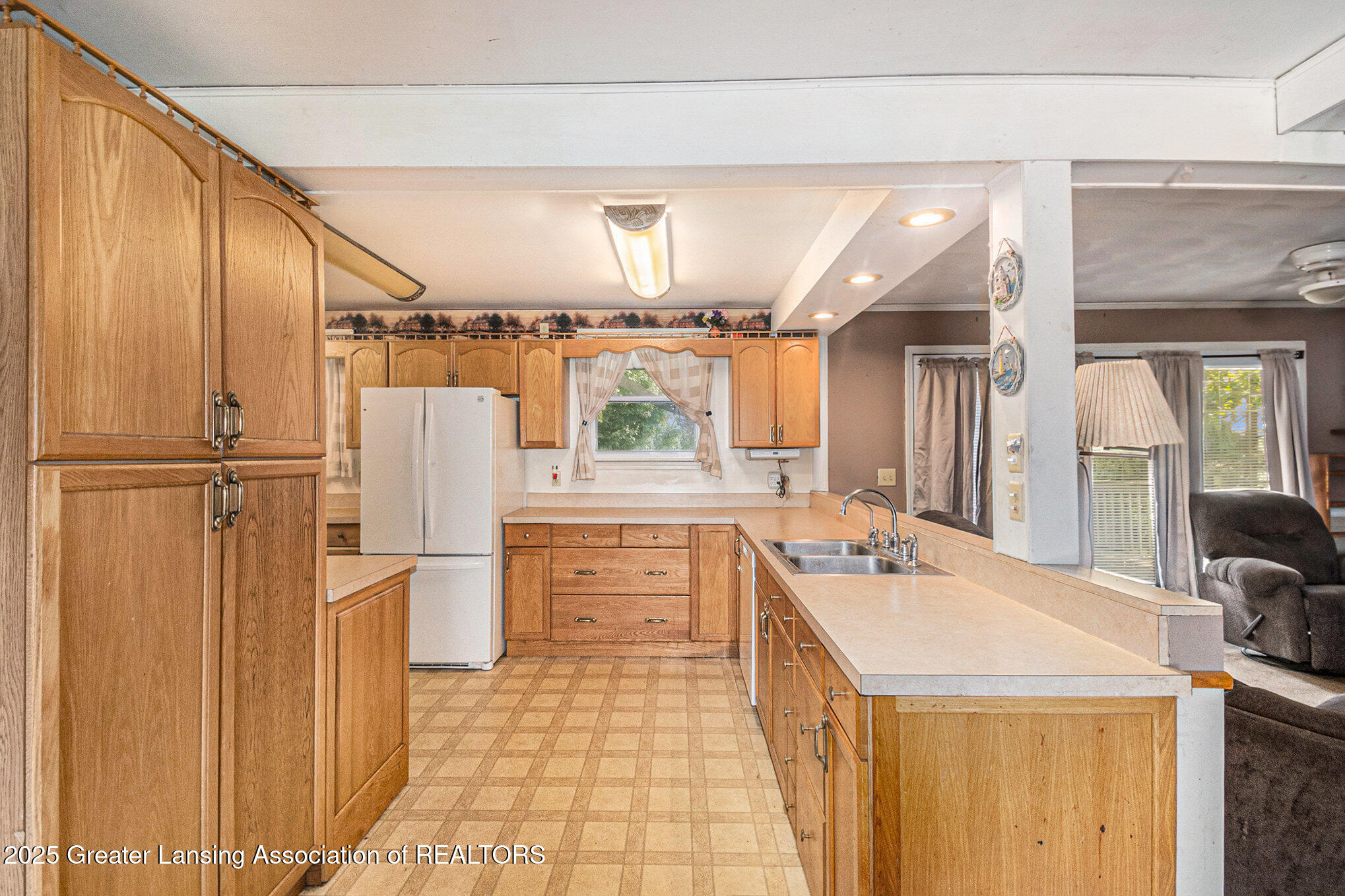 1028 Hagadorn Road Mason, MI 48854 - Photo 8 of 45 Kitchen
