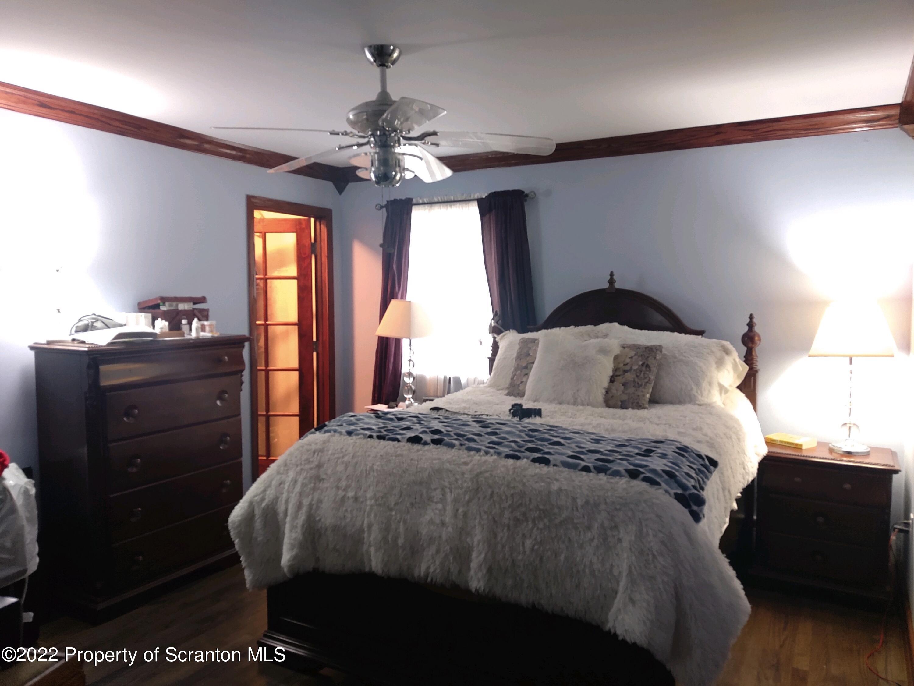 201 T Rt 351 Moscow, PA 18444 - Photo 11 of 23 Gallery Image 11