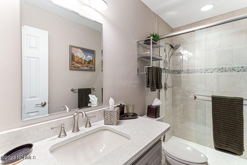 26 Masters Ridge Place Southern Pines, NC 28387 - Photo 40 of 62 Guest Bath