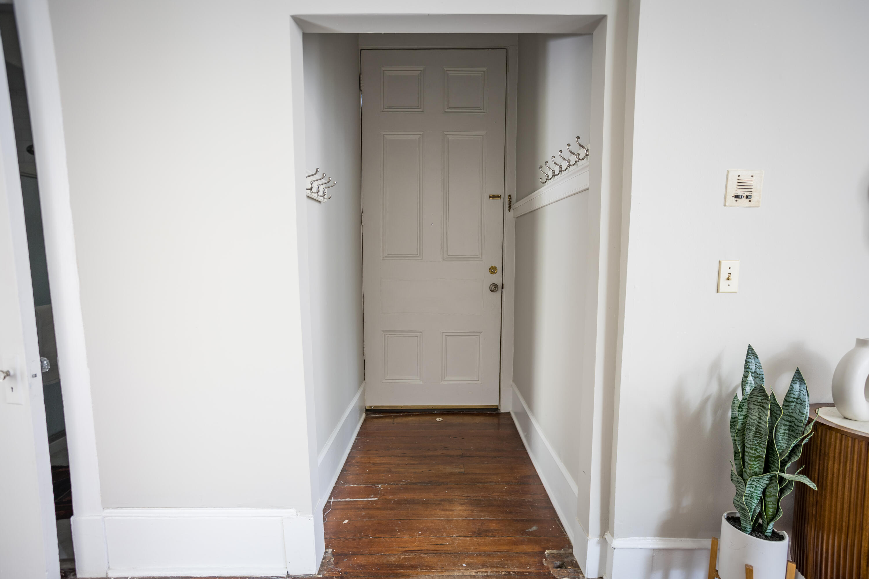 12 Bee Street, Unit B Charleston, SC 29403 - Photo 13 of 35 12 Bee St (31)