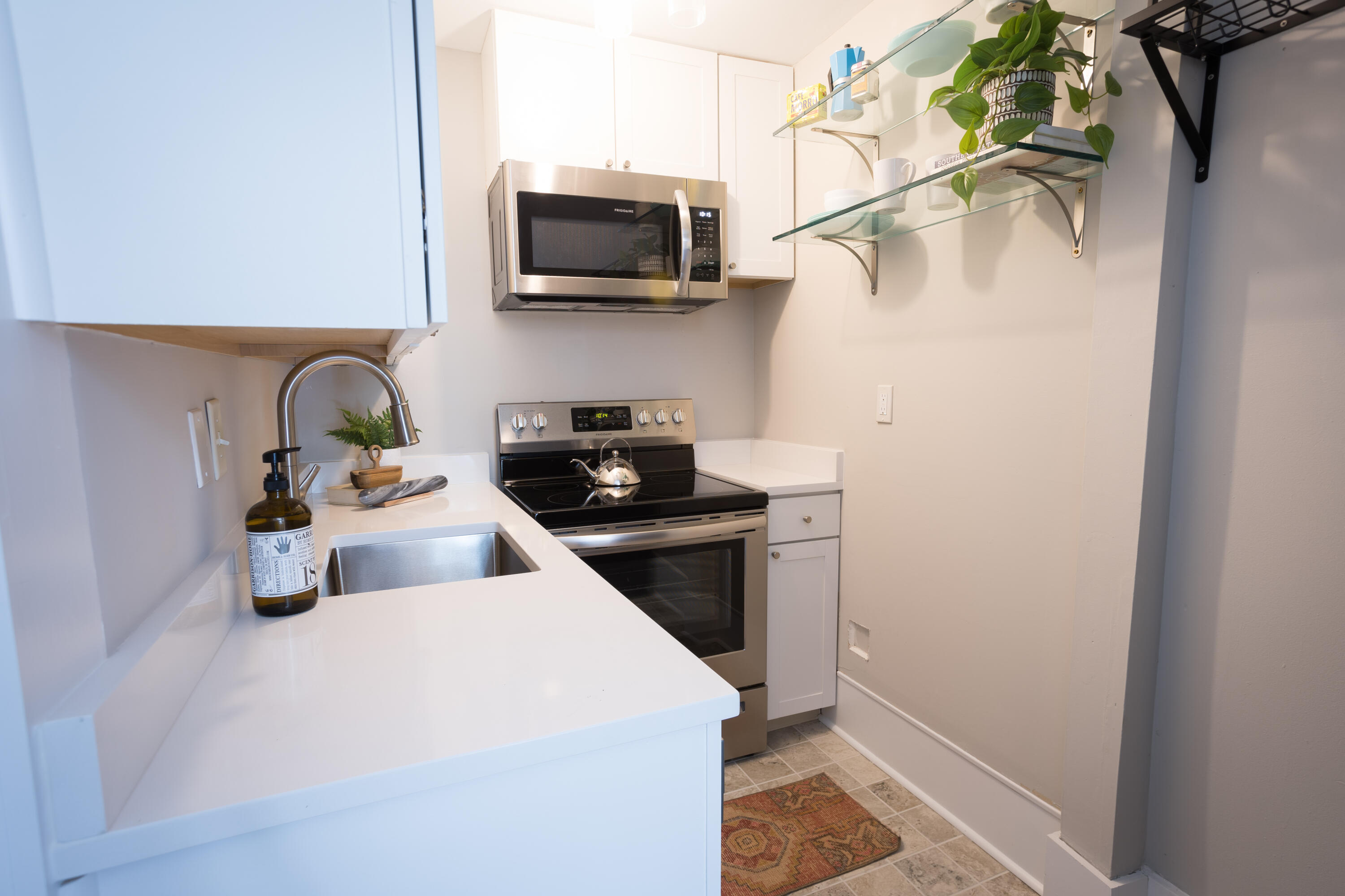 12 Bee Street, Unit B Charleston, SC 29403 - Photo 21 of 35 12 Bee St (11)