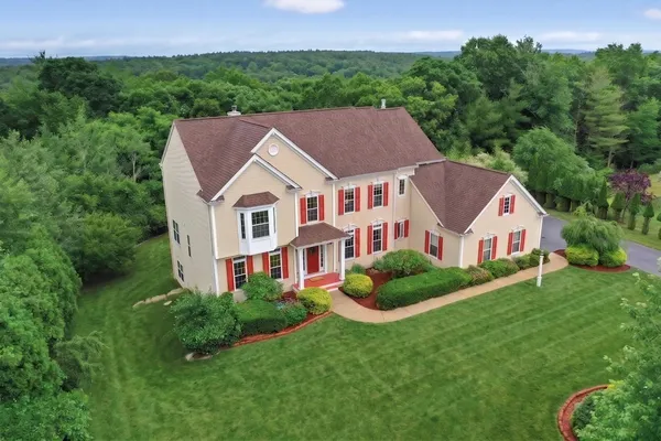 $1,175,000 | 35 Howarth Drive, Upton, MA 01568