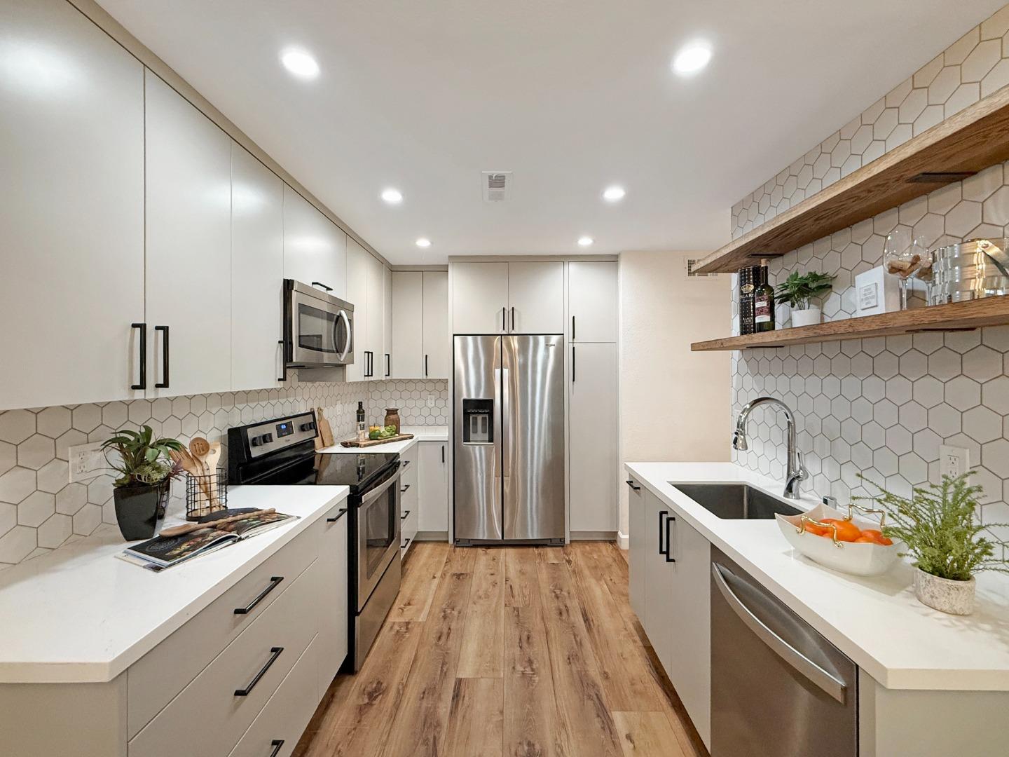 236 West Rincon Avenue, Unit P Campbell, CA 95008 - Photo 16 of 43 Gallery Image 16