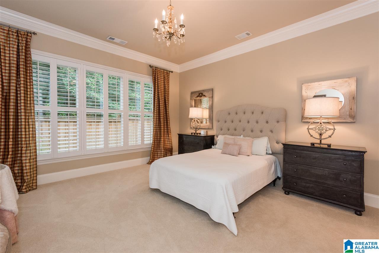 1653 Warren Lane Birmingham, AL 35243 - Photo 16 of 32
