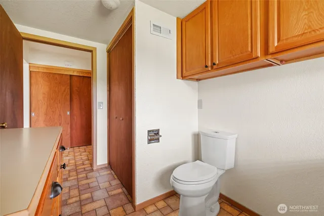 $549,944 | 2958 Highway 12, Silver Creek, WA 98585