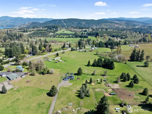 $549,944 | 2958 Highway 12, Silver Creek, WA 98585
