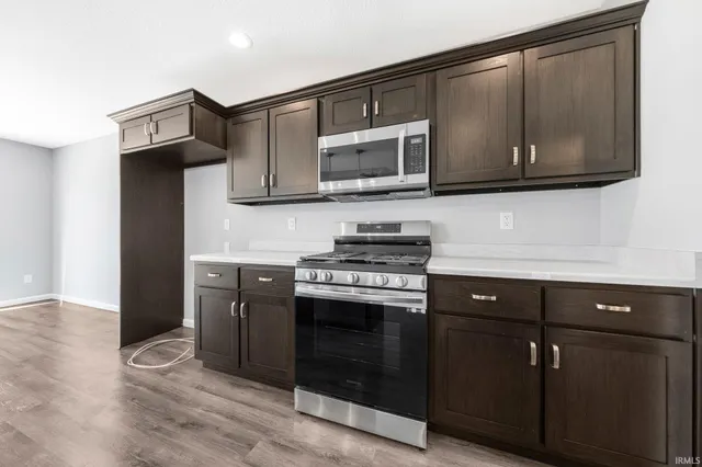 $324,900 | 18306 Peregrine Drive, New Paris, IN 46553