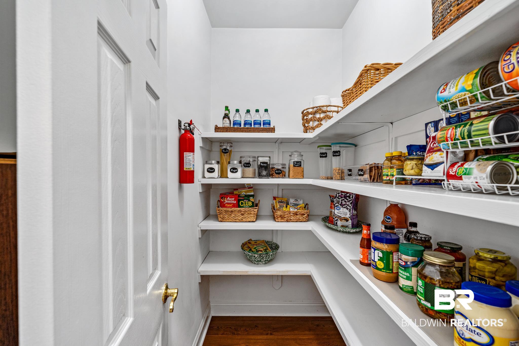9800 Aspen Circle Daphne, AL 36527 - Photo 18 of 36 Pantry